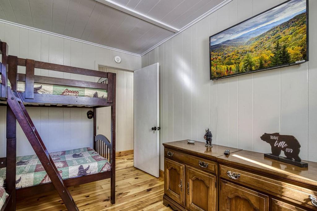 Four Bears Den, Hot Tub, 1089 Of Free Attraction Tickets For Each Paid Day, Dollywood And More 蓋特林堡 外观 照片